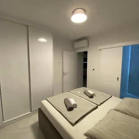 アパート Luxus Apartment Mit Pool Und Meerblick *